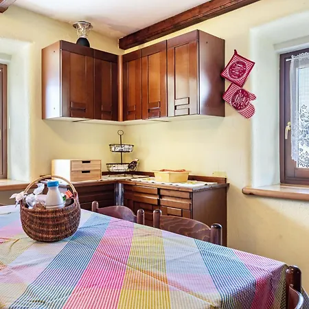 Lo Sondzo Holiday home *