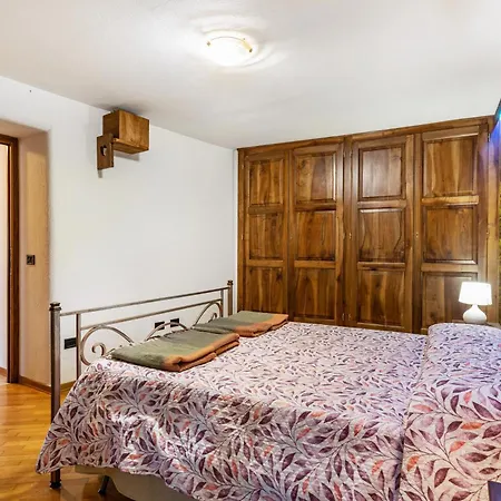 Lo Sondzo Holiday home