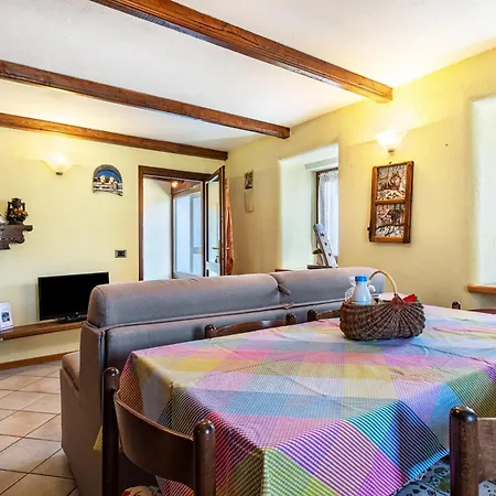 Holiday home Lo Sondzo