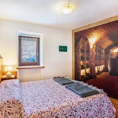 Holiday home Lo Sondzo